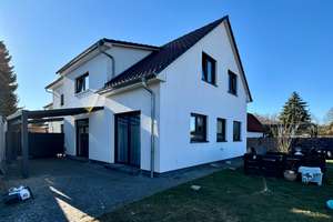 Geräumiges, preiswertes und neuwertiges 8-Zimmer-Mehrfamilienhaus mit geh. Innenausstattung – Siedlerweg 6 a&b, 31303 Burgdorf – Vorschaubild 3