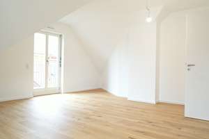 Exklusive Dachgeschosswohnung am Pfanzeltplatz 15a  – Pfanzeltplatz 15a, 81737 Altperlach, München – Vorschaubild 13