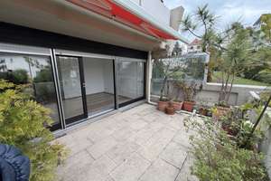 Stilvolle 2,5 Zi- Wohnung mit EBK, Aufzug, TG in bevorzugter Wohnlage Auf dem Haigst