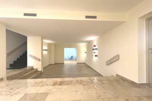 # KR-Bockum: Ruhige Lage in zweiter Reihe. Gr. 2-3-Zi.Whg.+Aufzug+gr. Balkon+TG  – Die vollständige Adresse der Immobilie erhältst du vom Anbieter., 47800 Bockum, Krefeld – Vorschaubild 19