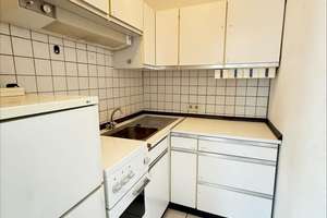 Sonnige 1-Zimmer-Wohnung in ruhiger und gepflegter Wohnanlage – Robert-Stolz-Straße 23, 89231 Neu-Ulm – Vorschaubild 3