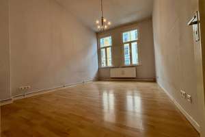 Charmante Altbauwohnung – 5 Zimmer, 2 Badezimmer & 2 Balkone  – Voßstraße 29, 30161 List, Hannover – Vorschaubild 2