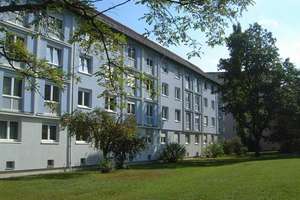 Schöne Zweizimmerwohnung direkt an der BfA! – Velburger Str. 2, 90478 Ludwigsfeld, Nürnberg – Vorschaubild 2