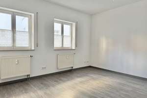 Schöne, neu renovierte 3-Zimmer-Wohnung in Ingolstadt – Die vollständige Adresse der Immobilie erhältst du vom Anbieter., 85049 Mitte, Ingolstadt – Vorschaubild 2
