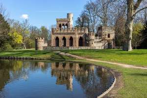 Wohnen wie im Urlaub, 2 Zimmer Wohnung am Schloßpark Wiesbaden-Biebrich -Exclusive Lage – Mosburgstraße 8 g, 65203 Biebrich, Wiesbaden – Vorschaubild 20