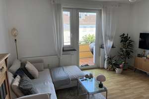 Helle, ruhige 3-Zimmer-Wohnung mit Balkon in der Sanderau – Hirschberger Str. 3, 97072 Sanderau, Würzburg – Vorschaubild 2
