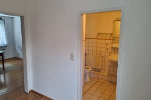 Exclusive 3-Zimmer Wohnung mit Terrasse und Garten mit bester Anbindung in Gerresheim (unrenoviert) – Heyestra 102, 40625 Gerresheim, Düsseldorf – Vorschaubild 9