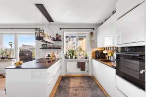 Exklusive Penthousewohnung mit 2 Terrassen & unverbaubarem Altstadtblick – Die vollständige Adresse der Immobilie erhältst du vom Anbieter., 93051 Großprüfening-Dechbetten-Königswiesen, Regensburg – Vorschaubild 7
