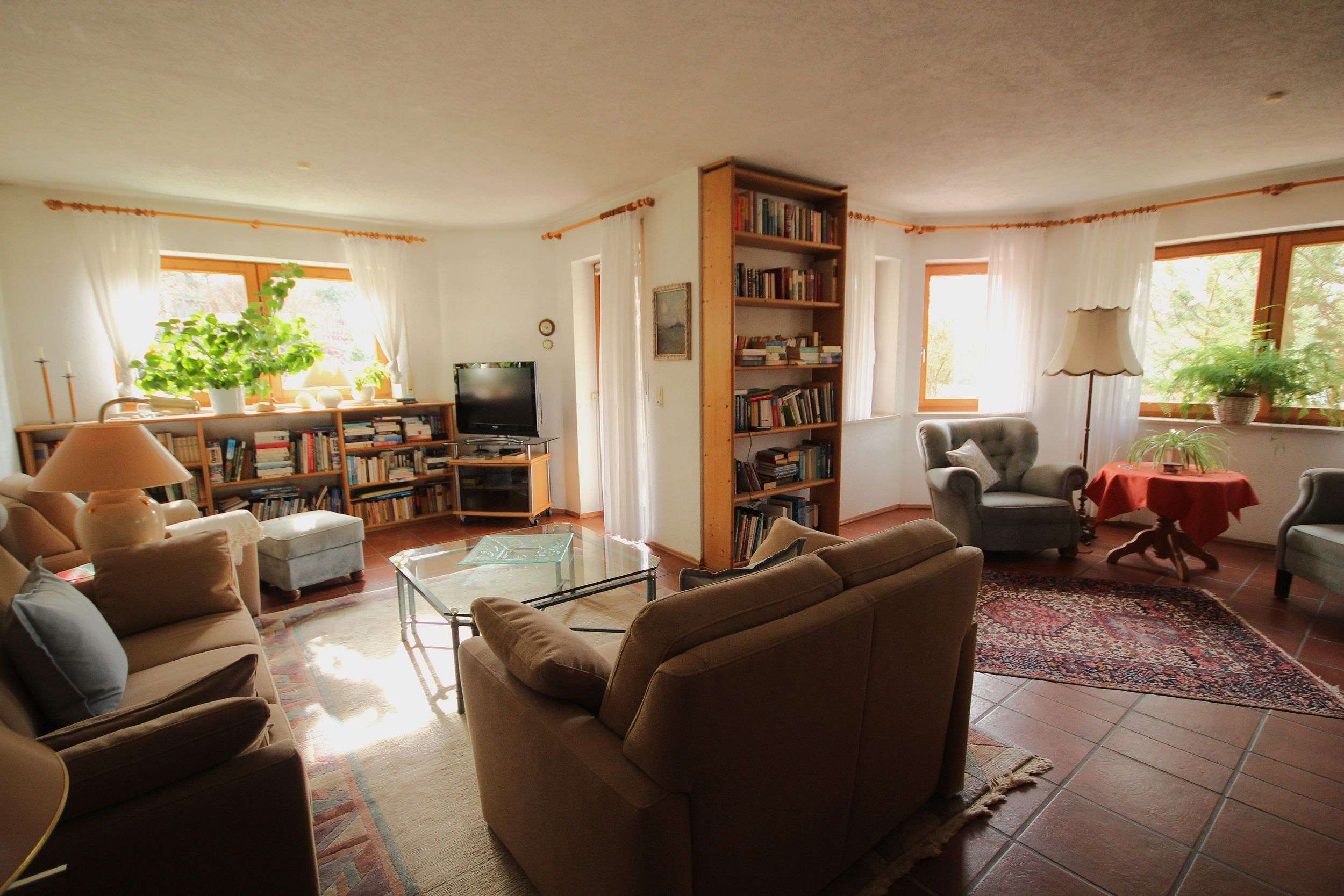 Immobilie in Wertingen - Attraktive Doppelhaushälfte in bevorzugter Wohnlage - Bild 3