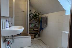 Helle Galerie-Maisonette-Wohnung im beliebten Gerresheim mit Balkon und zwei Bädern – 40625 Gerresheim, Düsseldorf – Vorschaubild 23