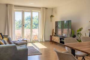 Ein rentable 10+1-Familienhaus in zentraler Lage, Rendite 3,7% (JME/KP) mit viel Steigerungspotentia – Die vollständige Adresse der Immobilie erhältst du vom Anbieter., 81549 Neuharlaching, München – Vorschaubild 7