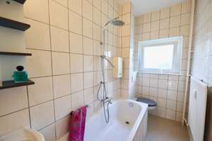 HELLE WOHNUNG MIT LOGGIA & BLICK INS GRÜNE - GUTER SCHNITT - SUPER INFRASTRUKTUR – Quäkerstr. 8 ti, 13403 Reinickendorf (Ortsteil), Berlin – Vorschaubild 6
