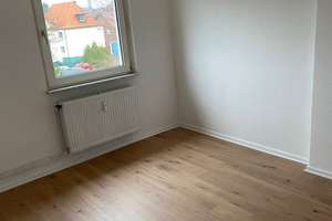 reserviert - Schöne 3-Zimmer-Wohnung mit Gartenabteil – Bismarckstr. 32, 38259 Salzgitter-Bad, Salzgitter – Vorschaubild 2