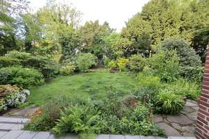Großzügige 4-Zimmer Wohnung mit eigenem Gartenparadies in Grafenberg Nähe Aaper Wald – 40235 Grafenberg, Düsseldorf – Vorschaubild 11