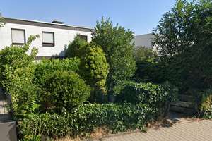 Familienfreundliches Reihenmittelhaus auf 218 m² Grundstück, Taunusblick, Garten & Loggien – Heinrich-Plett-Straße 7, 60433 Frankfurter Berg, Frankfurt am Main – Vorschaubild 1