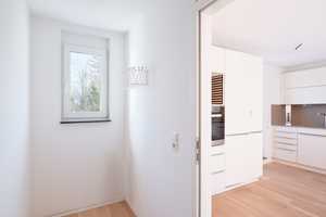 Modernes und neuwertiges Reiheneckhaus ***SAUNA**GARAGE**GARTEN*** – Stuttgart – Vorschaubild 7