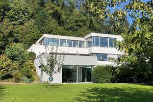***RESERVIERT ** Aussergewöhnliche  Architektenvilla im Bauhausstil mit Pool inkl. Einliegerwohnung – Die vollständige Adresse der Immobilie erhältst du vom Anbieter., 86573 Obergriesbach – Vorschaubild 2