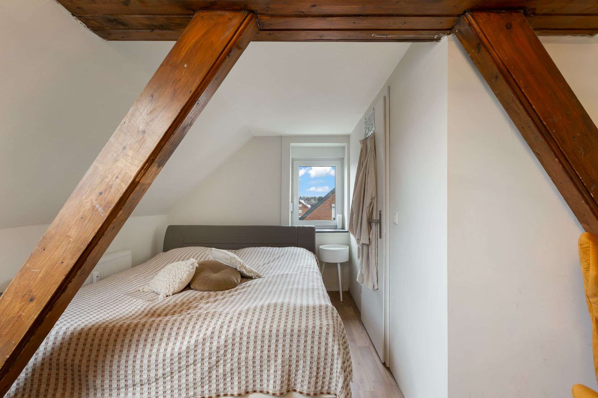 Immobilie in Grevenbroich - Attraktives Mehrfamilienhaus in Grevenbroich – Solide Rendite für Kapitalanleger - Bild 5