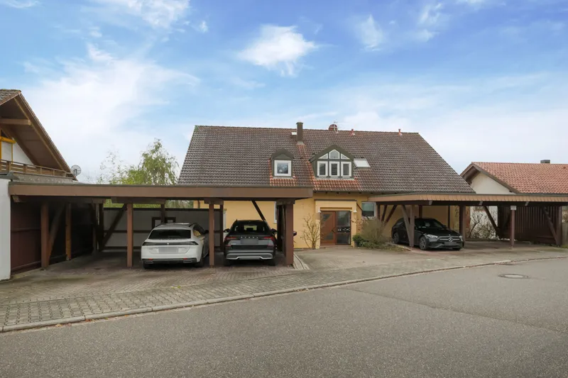 5Rm Multi-family House – Mühlhausen (Tiefenbronn) – PV, 6 carports - 2