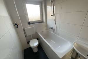 Frisch renovierte 2 Zimmer-Wohnung mit Balkon und modernisiertem Tageslichtbad mit Wanne – Mozartstr. 11, 23556 Sankt Lorenz Nord, Lübeck – Vorschaubild 22