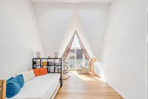 Familienidylle im Dachgeschoss mit privatem Dachgarten – Die vollständige Adresse der Immobilie erhältst du vom Anbieter., 12159 Friedenau, Berlin – Vorschaubild 9