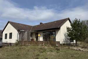 Celle-Garßen: Großzügiger Bungalow im Rohbauzustand – Die vollständige Adresse der Immobilie erhältst du vom Anbieter., 29229 Celle – Vorschaubild 1