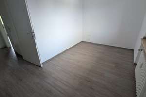 Nachmieter für Einzug ab sofort gesucht: 3-Zimmer-Wohnung mit Aufzug, modernem Bad und Balkon – Mintarder Weg 39, 40472 Unterrath, Düsseldorf – Vorschaubild 11