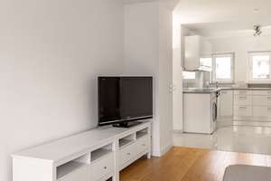 Parkstadt-Bogenhausen - Geschmackvolle, hochwertig renovierte 3-Zi-Whg mit Balkon & EBK von privat – Die vollständige Adresse der Immobilie erhältst du vom Anbieter., 81677 Parkstadt, München – Vorschaubild 4