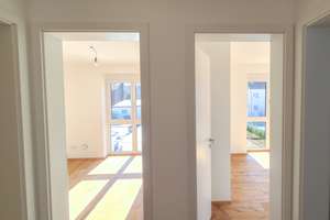 Frei ab 01.08.2026! Exklusive 5 Zi. Whg auf 3 Ebenen mit 117m² Süd-West-Garten &  35 m² Terrasse – Die vollständige Adresse der Immobilie erhältst du vom Anbieter., 81827 Waldtrudering, München – Vorschaubild 8