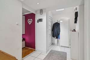 Charmantes Reihenendhaus mit Gartenidylle  in ruhiger Lage am Frankfurter Berg – Die vollständige Adresse der Immobilie erhältst du vom Anbieter., 60433 Frankfurter Berg, Frankfurt am Main – Vorschaubild 4