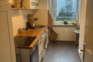 *In Ruhe wohnen, trotzdem mitten im Geschehen ! Helle,  2 Zi. Altbauwohnung, Rheingauviertel* – Werderstraße 7, 65195 Westend / Bleichstraße, Wiesbaden – Vorschaubild 1
