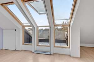 Hochwertig modernisiert! Doppelhaushälfte direkt an der S1 mit traumhaftem Grundstück – Die vollständige Adresse der Immobilie erhältst du vom Anbieter., 90571 Schwaig bei Nürnberg – Vorschaubild 22
