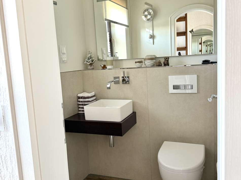 modernes WC