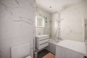 ⭐️ Im Herzen des Akazienkiez – luxuriös möbliertes & saniertes Altbau-Studio in begehrter Kiezlage – Die vollständige Adresse der Immobilie erhältst du vom Anbieter., 10781 Schöneberg, Berlin – Vorschaubild 5
