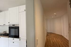 Stilvolle 2,5-Zimmer-Dachgeschosswohnung im Altbaucharme – Erstbezug, mit Balkon, frei – Reinsburgstr. 93, 70176 Rotebühl, Stuttgart – Vorschaubild 1