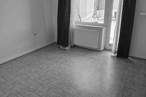STARK RENOVIERUNGSBEDÜRFTIG -  Charmante Zweizimmerwohnung nicht weit von der HHU – Die vollständige Adresse der Immobilie erhältst du vom Anbieter., 40233 Bilk, Düsseldorf – Vorschaubild 3