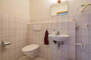Familienfreundliches Reihenmittelhaus mit Terrasse in Horheim – Die vollständige Adresse der Immobilie erhältst du vom Anbieter., 79793 Wutöschingen – Vorschaubild 12