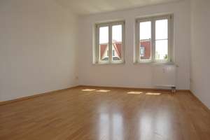 Schöne 3-Raum-Wohnung mit Balkon in Stadtfeld Ost! – Große-Diesdorfer-Str. 6-11, 39108 Stadtfeld Ost, Magdeburg – Vorschaubild 1