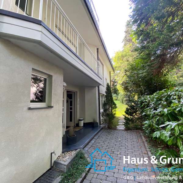 ** Wohnung im repräsentativen Anwesen - in einer der begehrtesten Wohnlagen Aachens - Südviertel **