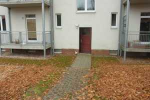 Westbalkon, Tageslichtbad in ruhiger Seitenstraße – Erich-Mühsam-Str. 23, 9112 Chemnitz – Vorschaubild 1