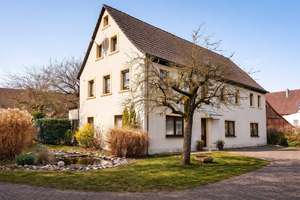 Mehrfamilienhaus in Kleinsendelbach – Die vollständige Adresse der Immobilie erhältst du vom Anbieter., 91077 Kleinsendelbach – Vorschaubild 1
