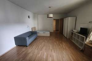 Cozy apartment close to Zoologischer Garten and Hauptbahnhof  – Wilsnacker Straße 43, 10559 Moabit, Berlin – Vorschaubild 2