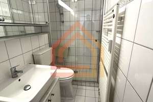 Bezugsfreie, ideal geschnittene 2-Zimmer-Wohnung in zentraler Lage – Die vollständige Adresse der Immobilie erhältst du vom Anbieter., 50676 Altstadt/Süd, Köln – Vorschaubild 7