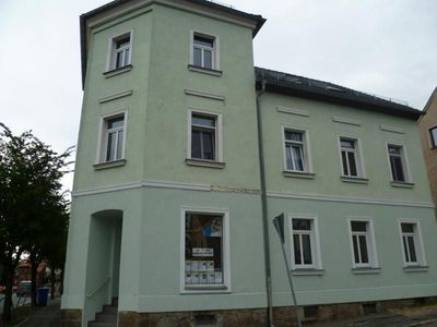 Gutgeschnittene, kleine 3 Zimmer-Wohnung mit neuem Bodenbelag 