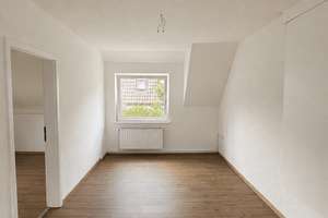 Ellernbrok: 4-Zimmer-Wohnung in ruhiger Wohnlage – Die vollständige Adresse der Immobilie erhältst du vom Anbieter., 26127 Dietrichsfeld, Oldenburg (Oldenburg) – Vorschaubild 8