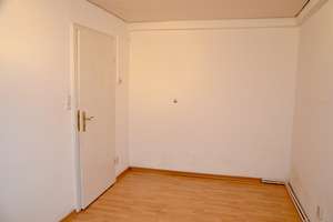 Für MACHER! Viele Nutzungsmöglichkeiten + viel Platz. Für Familie oder Mehrgenerationen. 3 Garagen – Die vollständige Adresse der Immobilie erhältst du vom Anbieter., 30629 Misburg-Nord, Hannover – Vorschaubild 13
