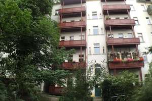 Charmante 3-Zimmer-Wohnung mit Balkon in begehrter Lage der Südvorstadt – Die vollständige Adresse der Immobilie erhältst du vom Anbieter., 4275 Südvorstadt, Leipzig – Vorschaubild 2