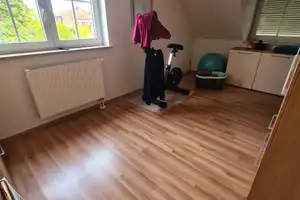 Schöne 5-Zimmer-Doppelhaushälfte mit EBK in Pfaffenhofen an der Ilm – Pfaffenhofen an der Ilm (Kreis) – Vorschaubild 8