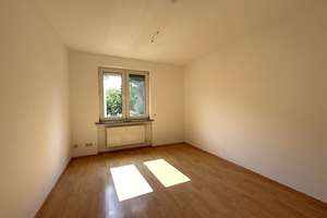 Einziehen und wohlfühlen: Kernsanierte Wohnung mit modernem Wohnkomfort – Die vollständige Adresse der Immobilie erhältst du vom Anbieter., 86156 Kriegshaber, Augsburg – Vorschaubild 7