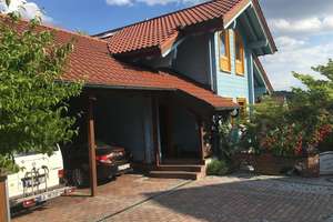 Am Waldrand gelegenes Einfamilienhaus mit ELW und parkähnlichem Garten – Die vollständige Adresse der Immobilie erhältst du vom Anbieter., 84028 Wolfgang, Landshut – Vorschaubild 2